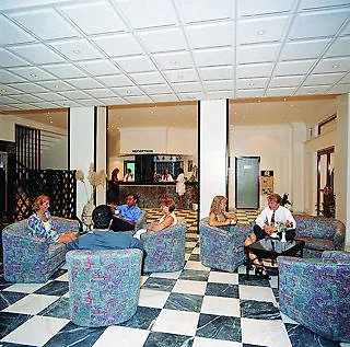 Отель Sea Point 3*